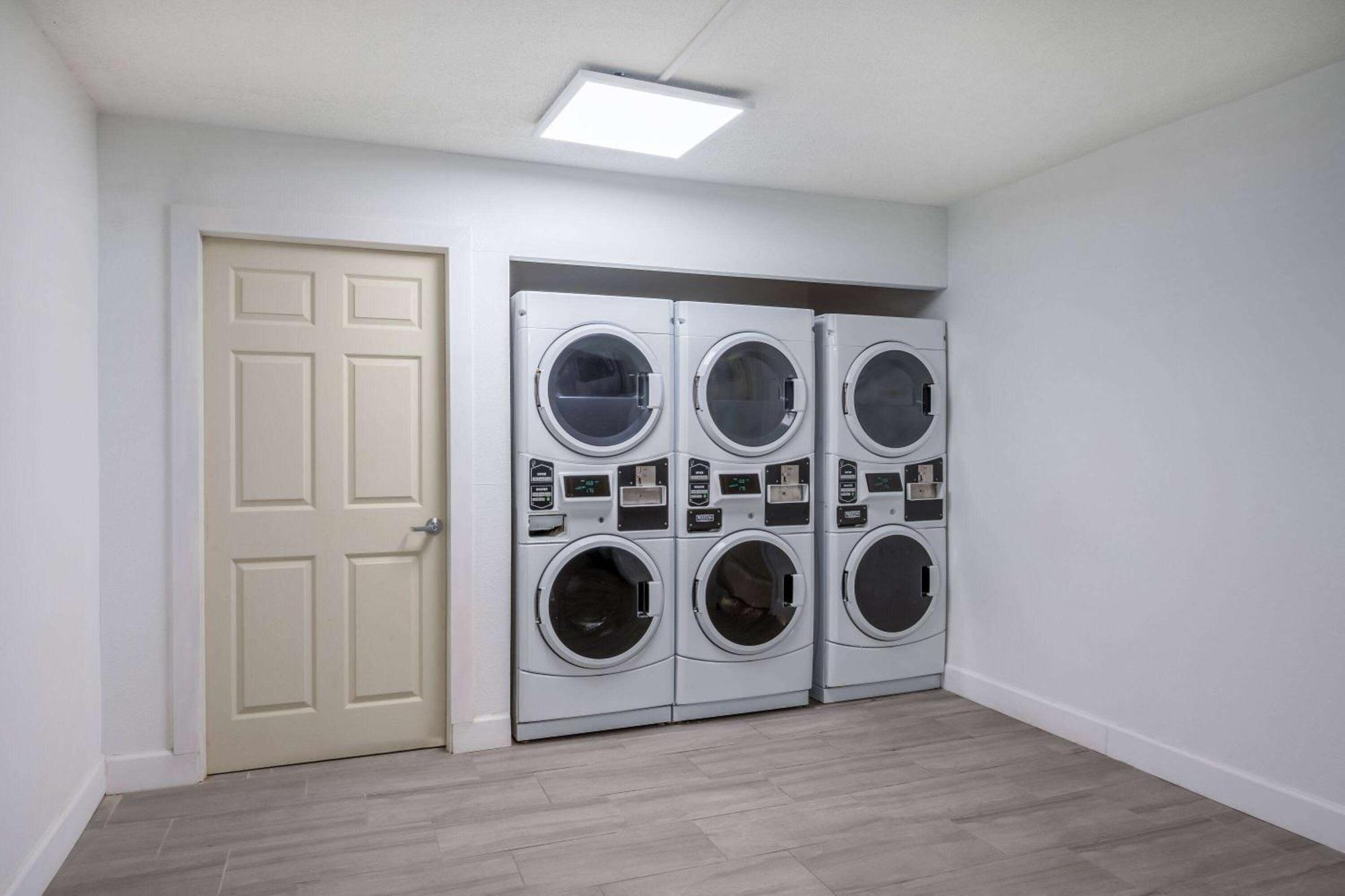 Wyndham Garden Columbia-Ft Jackson Ξενοδοχείο Εξωτερικό φωτογραφία