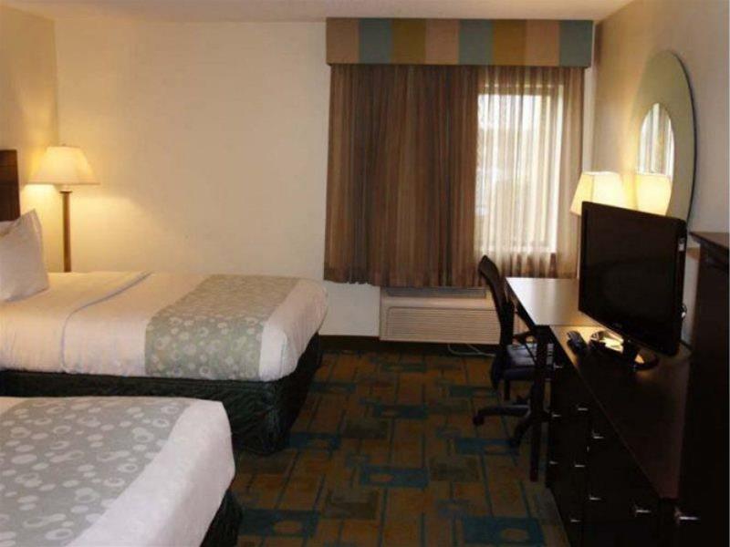 Wyndham Garden Columbia-Ft Jackson Ξενοδοχείο Εξωτερικό φωτογραφία